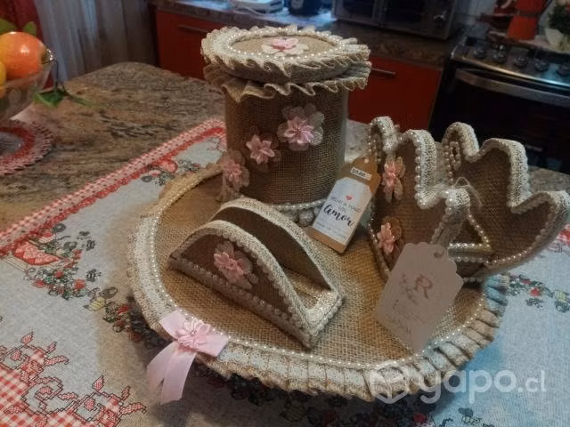 Manualidades en arpillera, un estilo elegante.