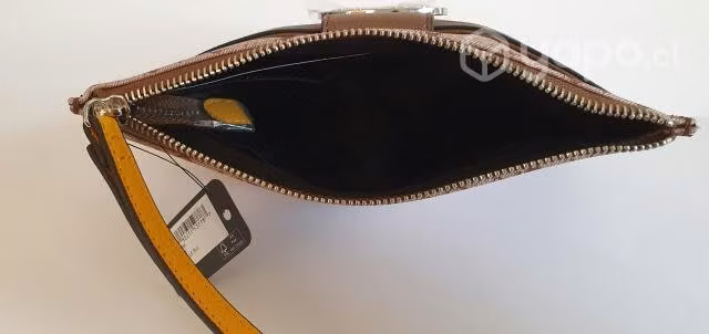 Cartera De Mano Guess Tipo Sobre