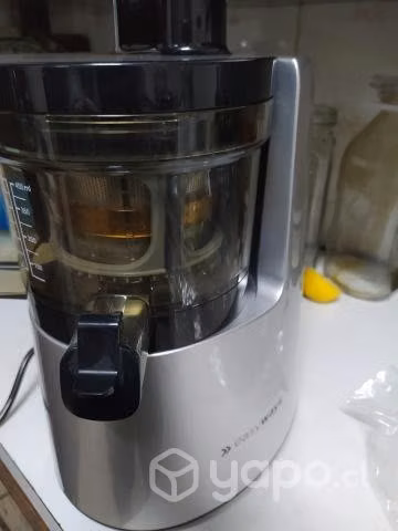 Extractor de jugos en frío