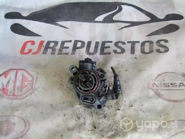 Bomba de vacio peugeot partner 2014