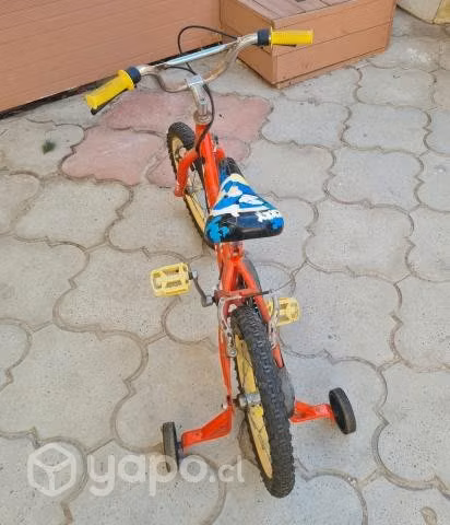 Bicicleta niño Mickey Aro 12 en buen estado