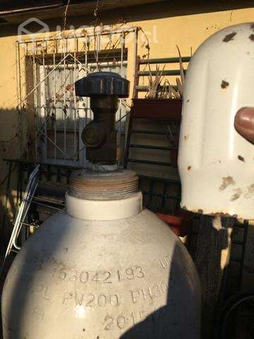 Tubo de oxígeno medicinal grande - Imagen 2