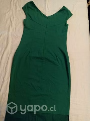 Vestido talla M. verde .RINASCIMIENTO. Italiano