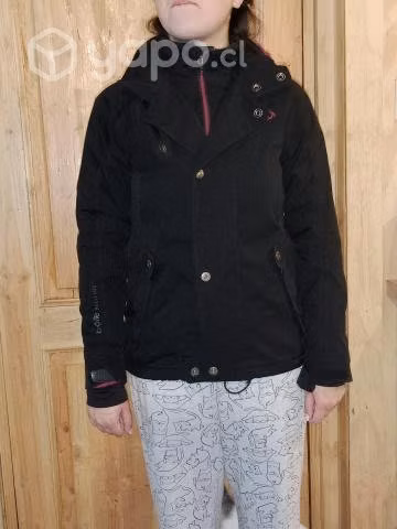 Chaqueta Doite en buen estado