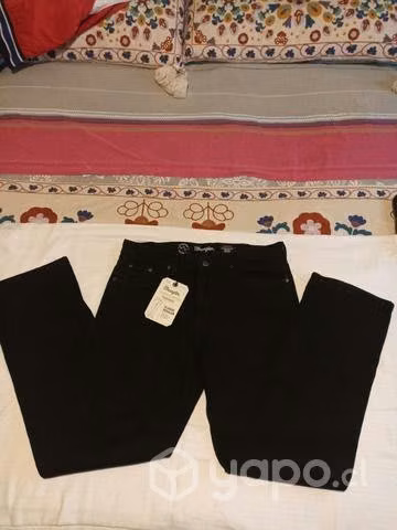 Jeans WRANGLER talla 48 negro
