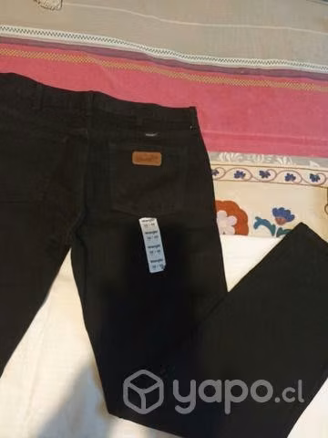 Jeans WRANGLER talla 48 negro