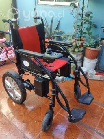 Silla de ruedas electrica como nueva