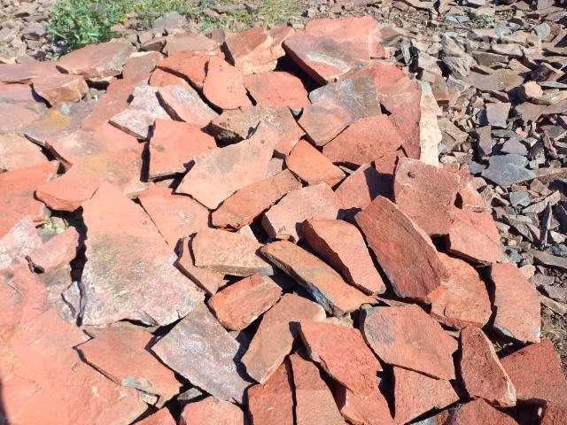 Piedra laja roja