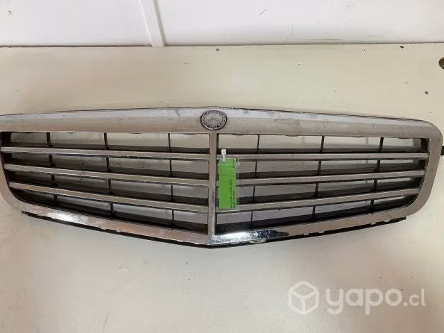 Mascarilla Mercedes Benz C180 2008