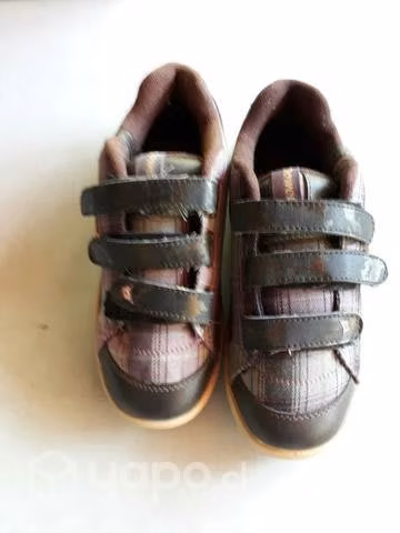 Zapatillas con velcro