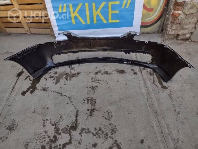 Parachoque del kia carens 2003-2006