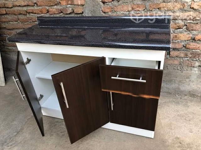 Mueble mesón base 3 cuerpos color chocolate