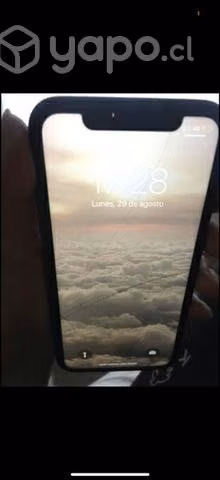IPhone 11 usado en buen estado, presio conversable