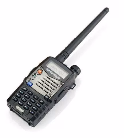 Radio transmisor baofeng