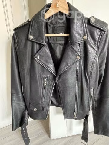 Chaqueta cuero negra - Imagen 2