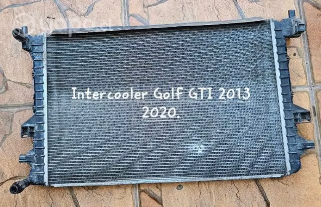 Intercooler Golf GTI 2013 2023 buen estado origina