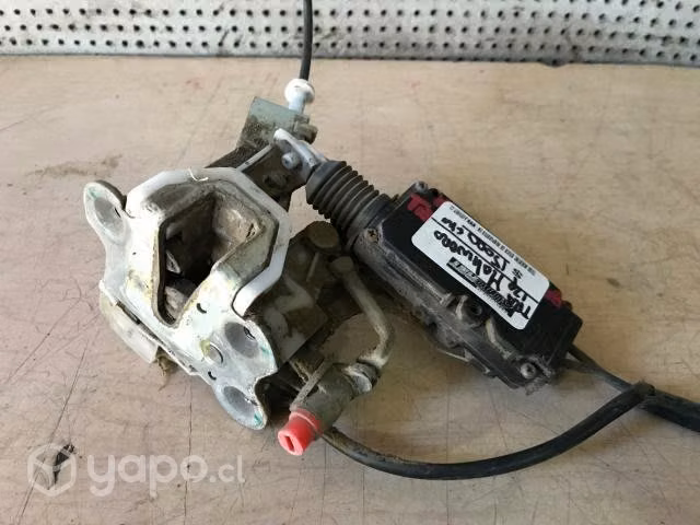 Chapa Puerta trasera izquierda Mahindra 2.6