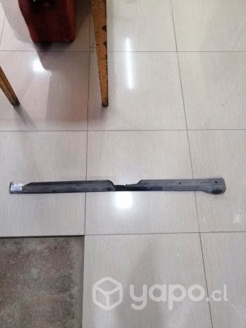 Tapiz cubre zocalo delantero derecho Fiat Strada