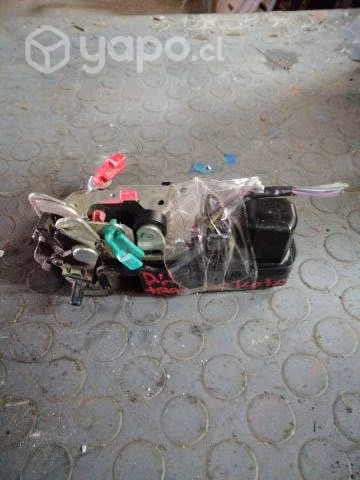 Chapa trasera derecha Dodge Dakota 2012