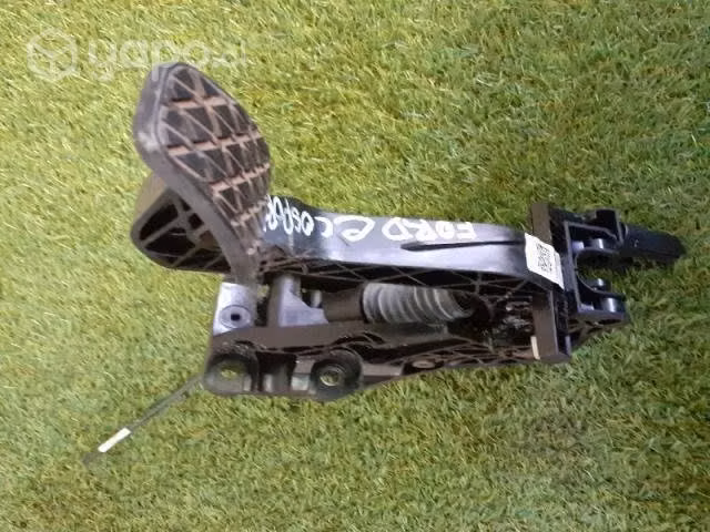 Pedal con bomba de embreague ford ecosport 2016
