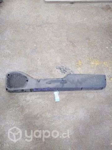 Tapa inferior puerta delantera derecha Fiat Strada