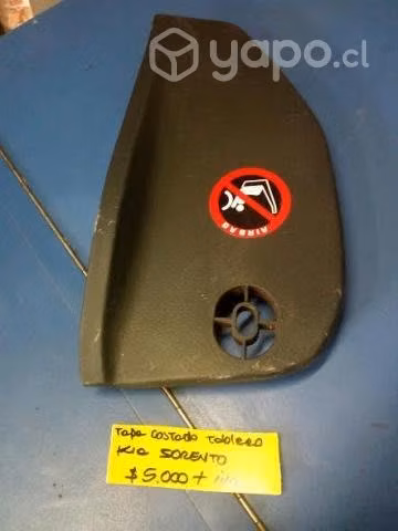 Tapa costado derecho tablero Kia Sorento 2.5 dies