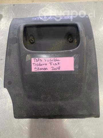 Tapa fusible tablero Fiat Strada 2018 1.4