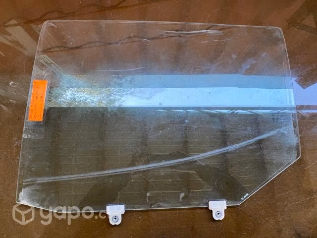 Vidrio original puerta trasera izquierda L200