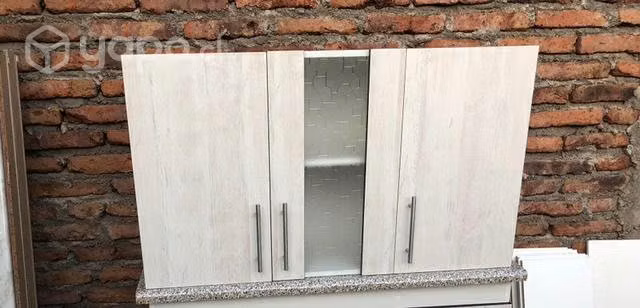 Mueble mural colgante 3 puertas color enigma