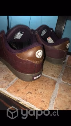 Zapatillas circa talla 43 c - Imagen 2