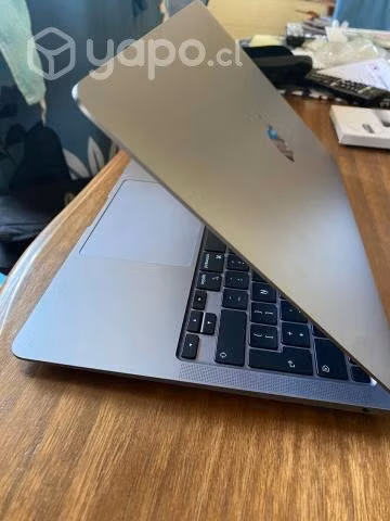 MAC BOOK AIR 2020 8gb ram - Imagen 4
