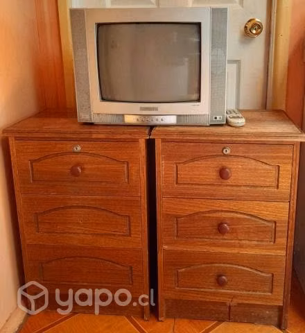 Pack de Veladores y TV
