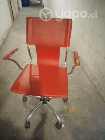 Sillas oficina rojas de cuero