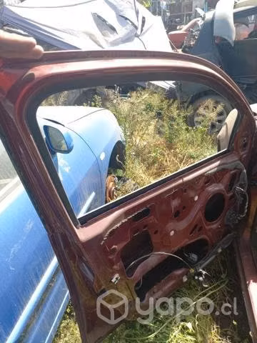 Puerta delantera izquierda ford focus 2005