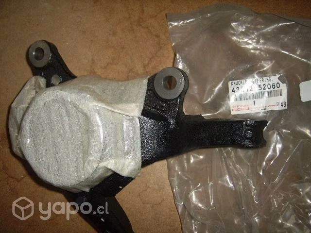 Muñón (nudillo) delantero izquierdo Toyota Yaris.- - Imagen 2