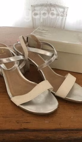 Tacones formales