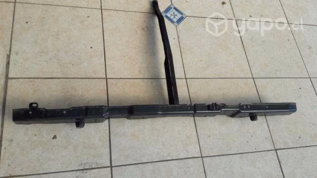 Frontal kia grand carnibal