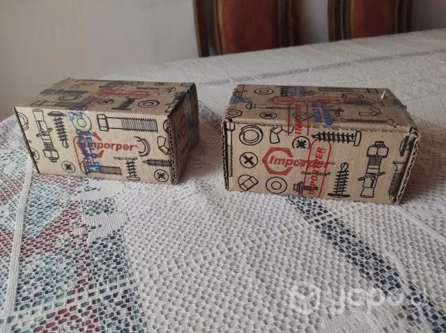 2 cajas de tornillos autoperforantes 10*3 MET-MAD