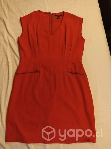 Vestido rojo talla L. Forever 21