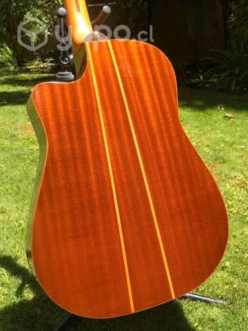 Guitarra Electroacústica Guerrero Luthier Chile