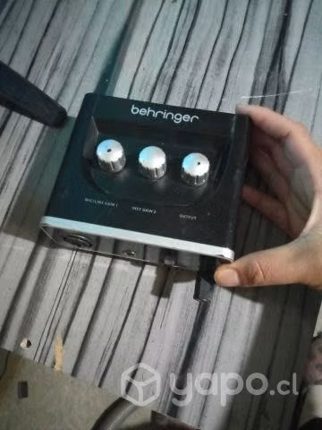Varios