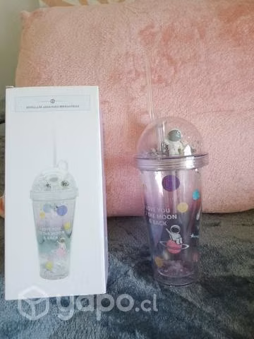 Vaso con astronauta