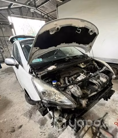 Puerta trasera derecha Peugeot 2008 diésel - Imagen 2