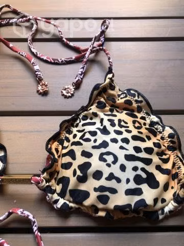 Bikini reversible animal print talla M/L - Imagen 2