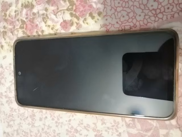 Celular redmi 11 - Imagen 2