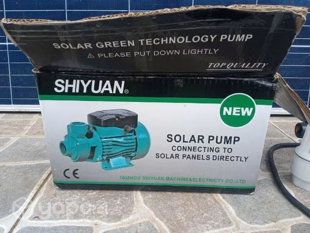 Bomba de agua con panel solar