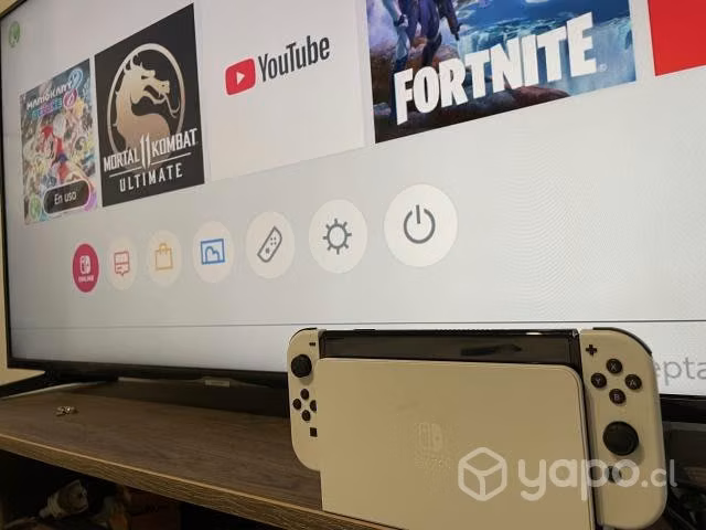 Nintendo Switch Oled con Mario Kart 8 Deluxe usada
