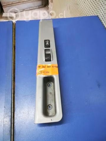 Boton alza vidrio puerta delantera derecha Great W