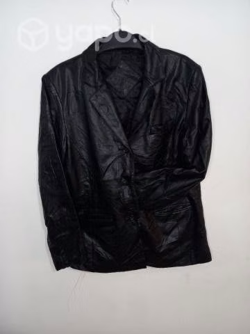 Chaqueta de cuero para dama en excelente estado - Imagen 2