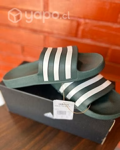 Originales sandalias Adidas